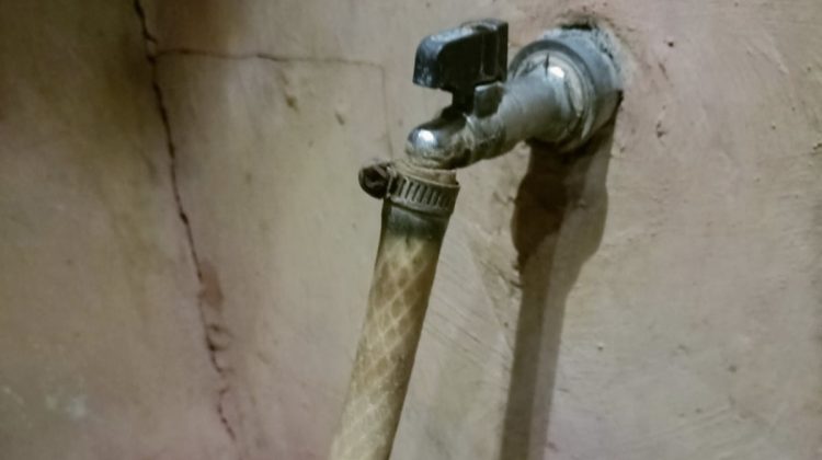 WARGA DAYA KELUHKAN KRISIS AIR BERSIH JELANG RAMADHAN, DISTRIBUSI PDAM MAKASSAR DINILAI TAK NORMAL