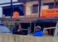 VIRAL: Pria Diduga ODGJ Ngamuk di Polsek Wajo, Kejar Polisi Pakai Obeng!