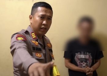 Viral Di Media Sosial, Aksi Humanis Kapolsek Yang Baru Menjabat Ini Patut Di Acungi Jempol.