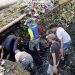 Cegah Banjir, Warga Turikale Bersama Satgas Kebersihan DLH Maros Bahu-Membahu Bersihkan Drainase