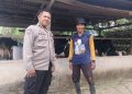 Sapa Peternak Sapi Perah, Bhabinkamtibmas Polsek Cendana Dukung Geliat Kuliner Dangke di Enrekang