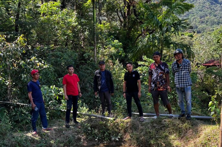 Sawah Sering Kekeringan, Kabid Sapras Maros Tinjau Lokasi Usulan Embung di Desa Terpencil Bonto Manurung