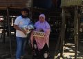 Sambut HUT RI ke-81, LSM KIPFA Maros Salurkan Sembako dan Desak Pejabat Fokus Kesejahteraan Rakyat