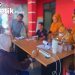Lurah Daya Pimpin Penyaluran 30 Kg Bantuan Pangan untuk 2.745 Warga, Dikawal Ketat 3 Pilar