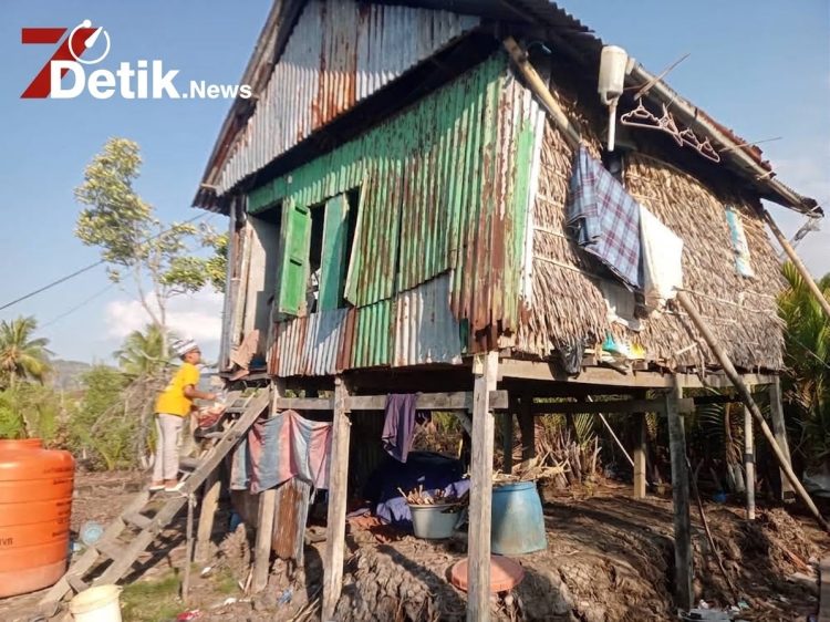 Abaikan Kemiskinan Ekstrem di Bontoa, Rumah Reyot Sabir Tak Tersentuh Bantuan Pemerintah dan Baznas