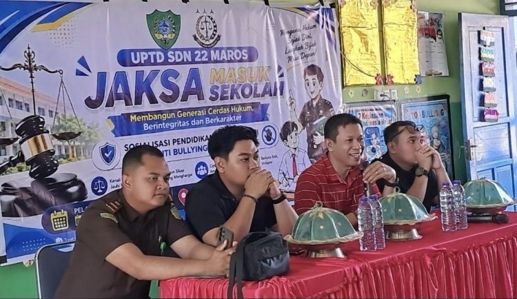 Cegah Sejak Dini, Kejari Maros Gelar Program Jaksa Masuk Sekolah di SDN 22 Bahas Bullying dan Anti-Korupsi